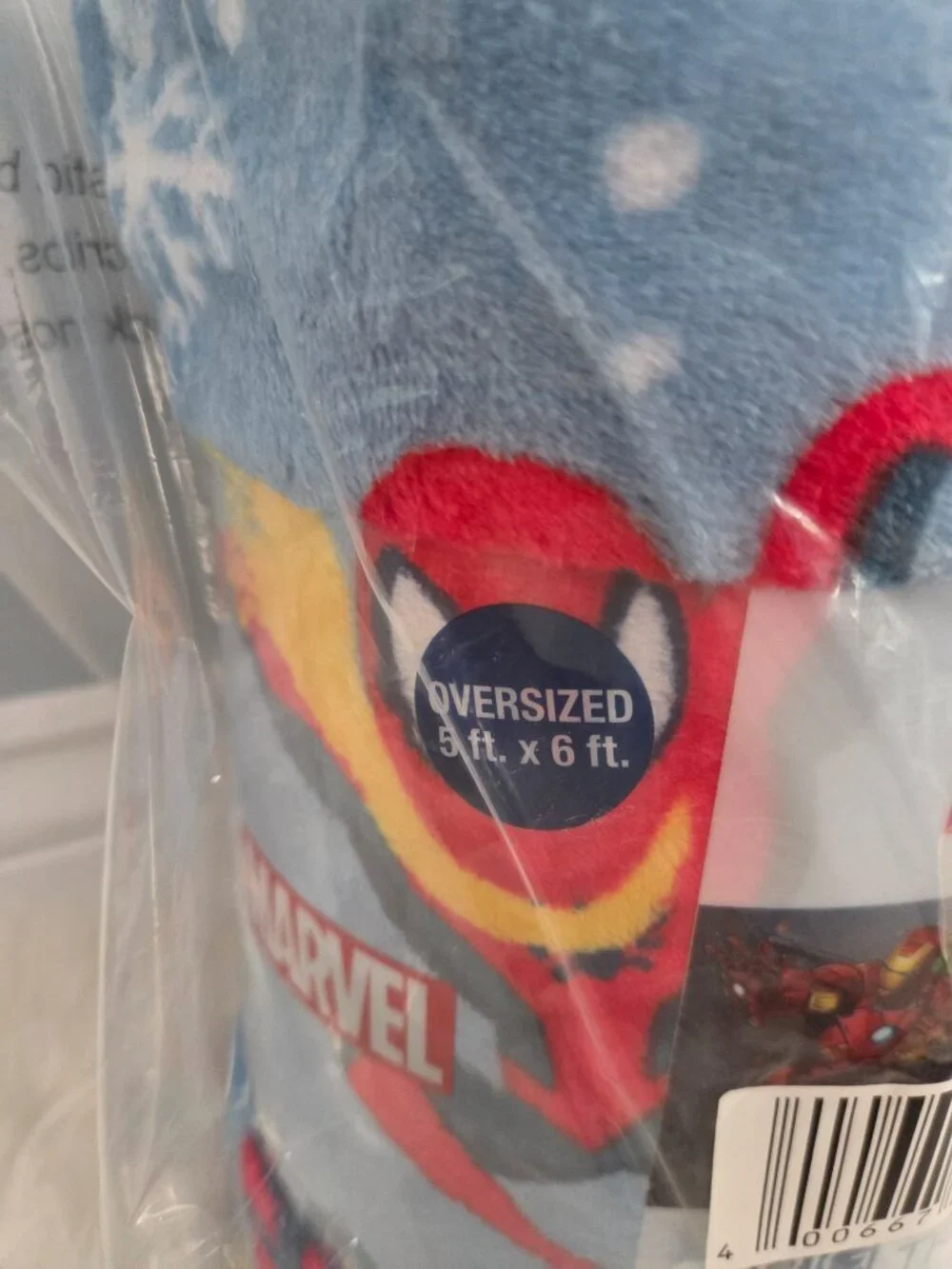 Marvel Holiday Plush Throw Blanket